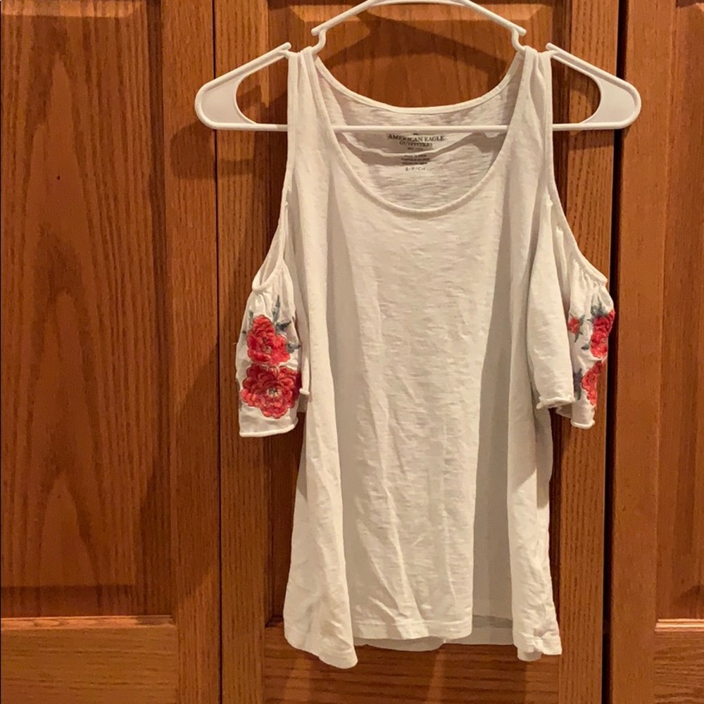 American Eagle tee